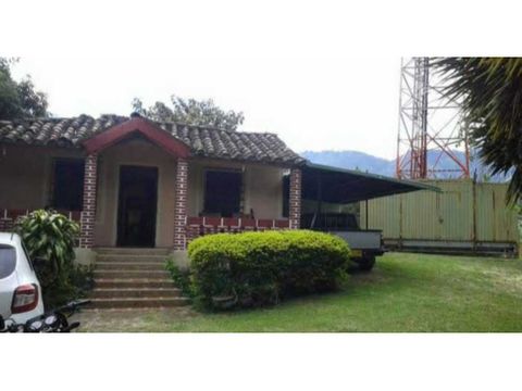 se vende hermoso lote para costruir de 1795 mts para 113 apto bello