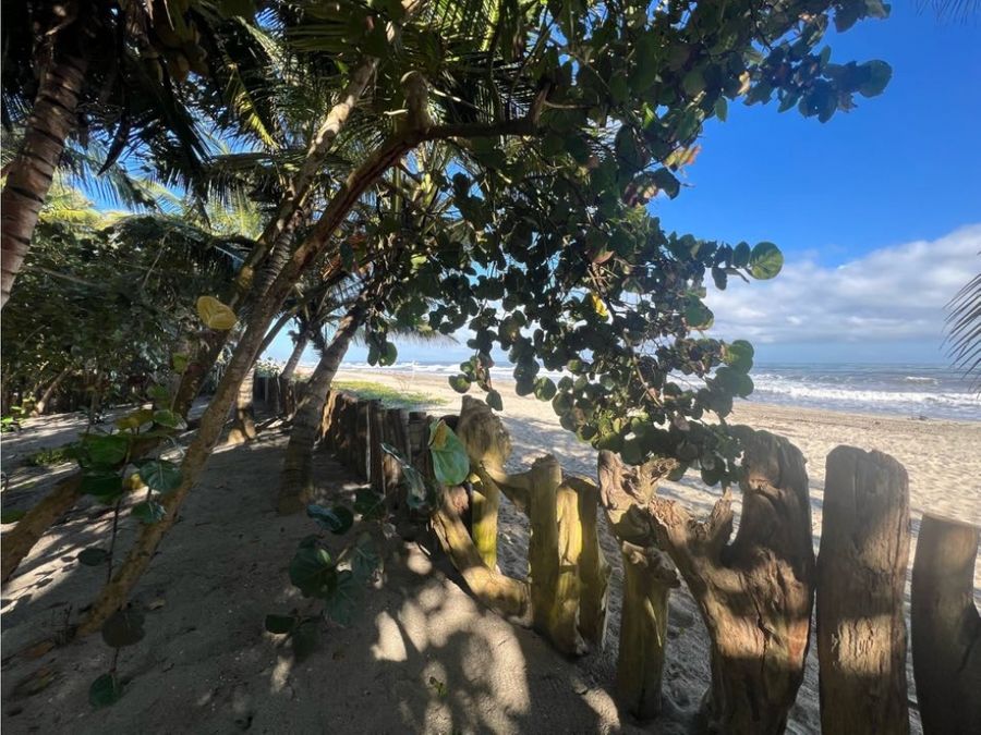se vende lote de playa en el sector tayrona santa marta