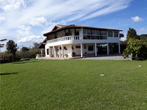 se vende o se permuta finca en carmen de viboral