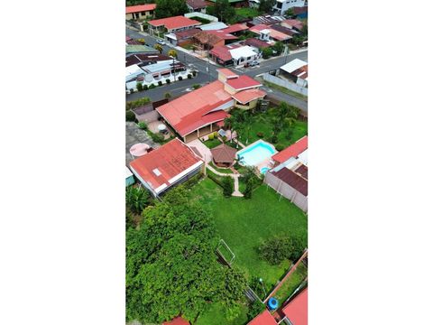 se vende quinta en esparza de puntarenas