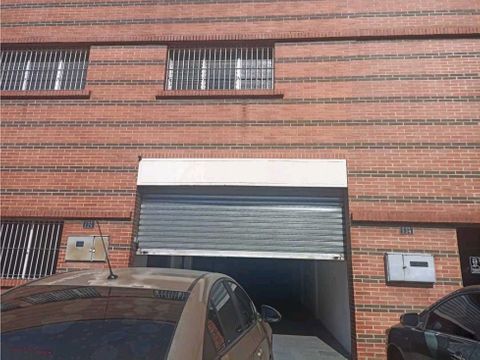 se alquila galpon industrial 1215m2 chacao 6533