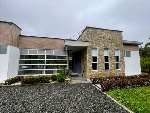 se renta casa en condina